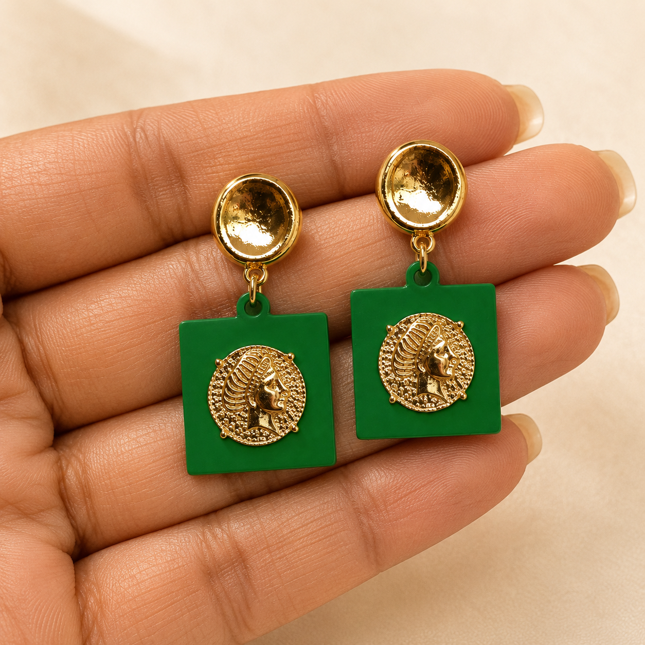 Alia Emerald Coin Drops