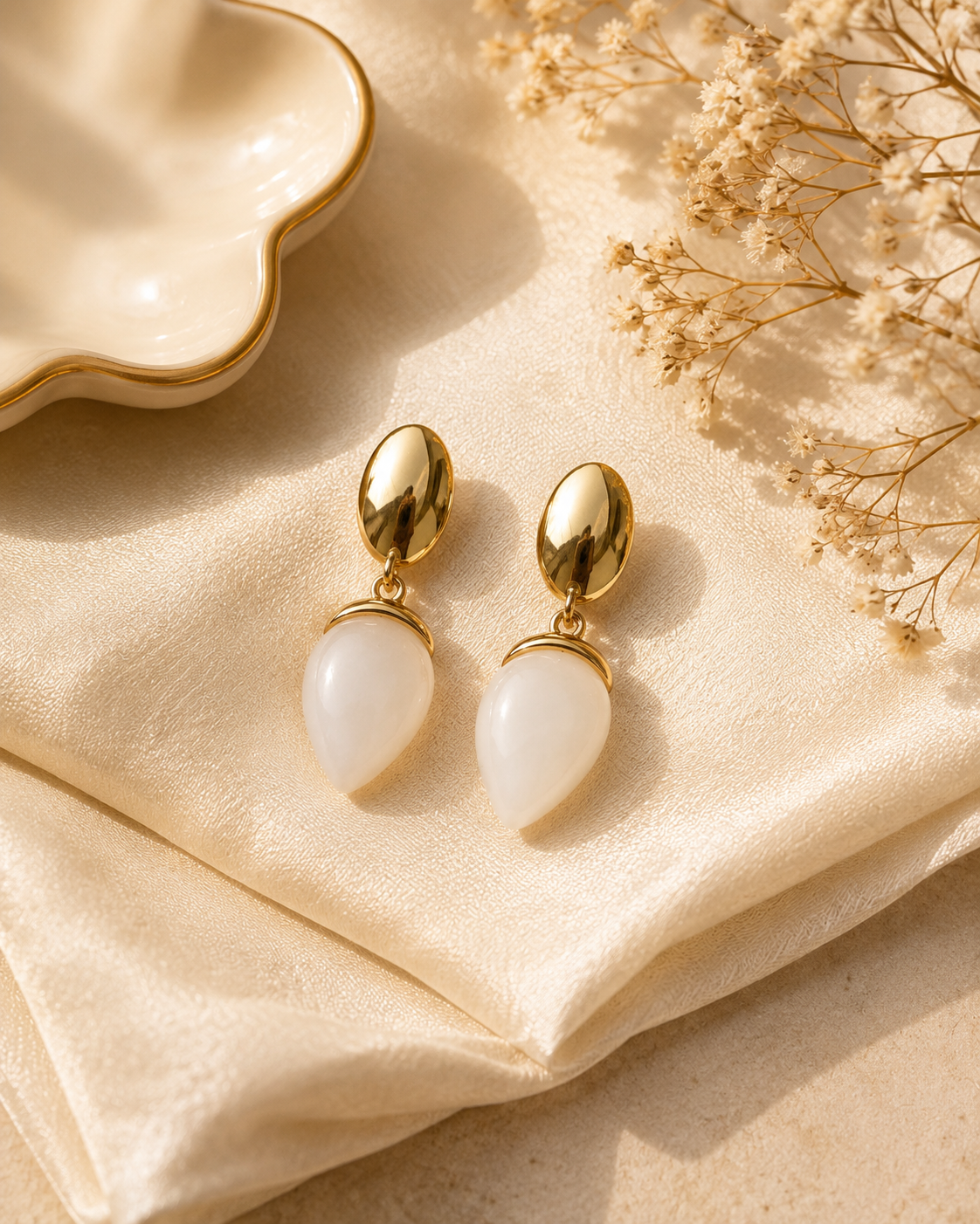 Liyana Teardrop Glow Drops