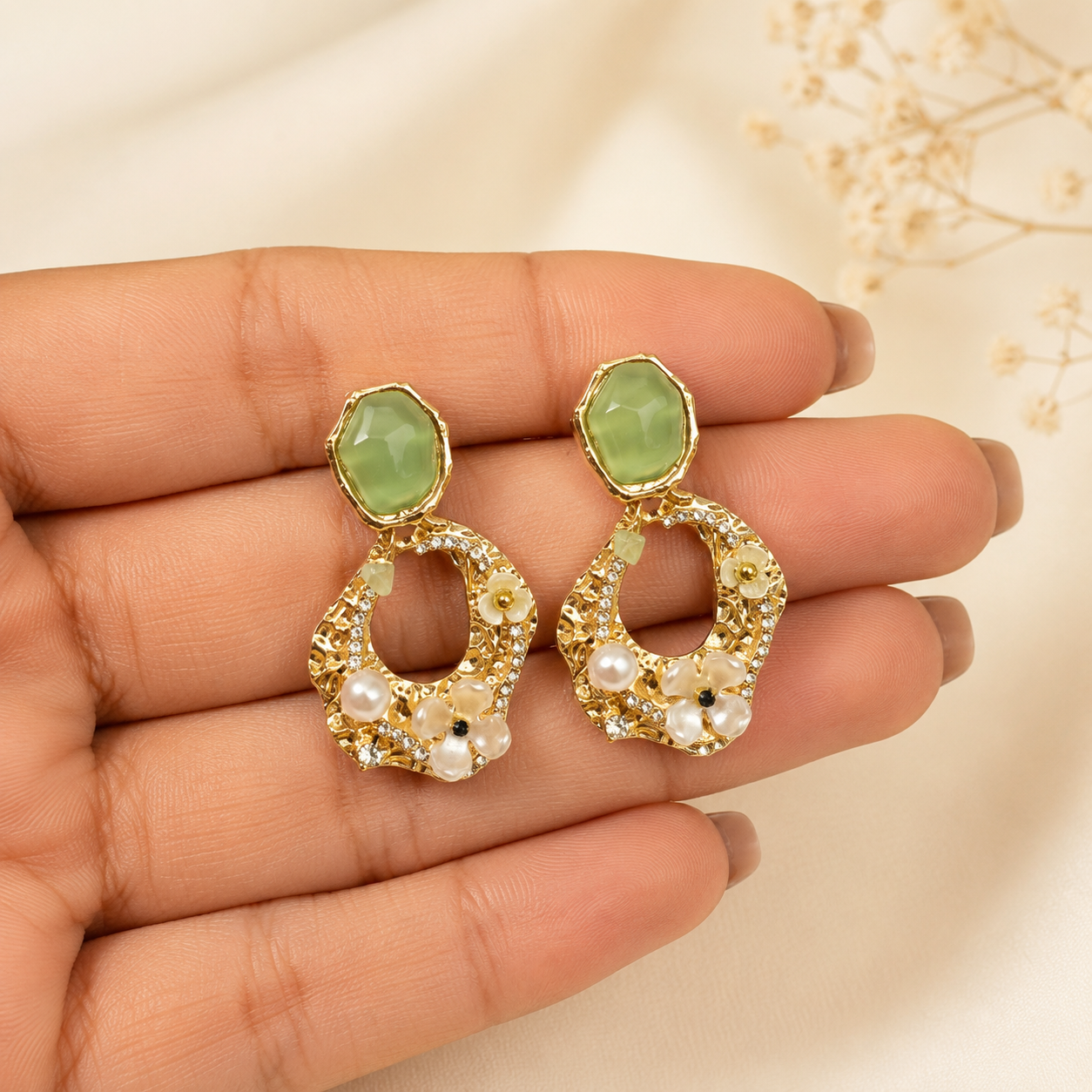 Sianna Pearl Wreath Drops
