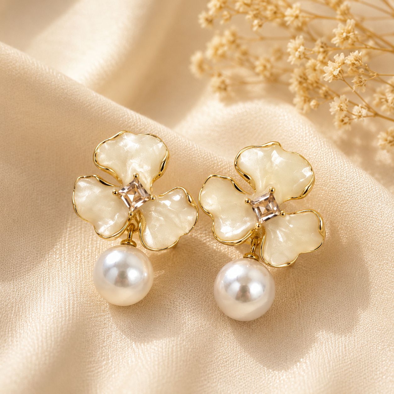 Amaira Flower Pearl Drops