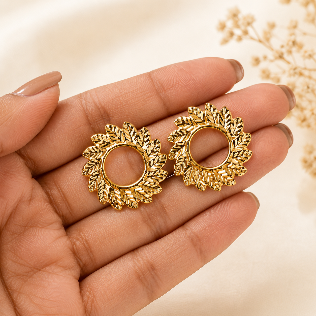 Laurel Gold Wreath Studs