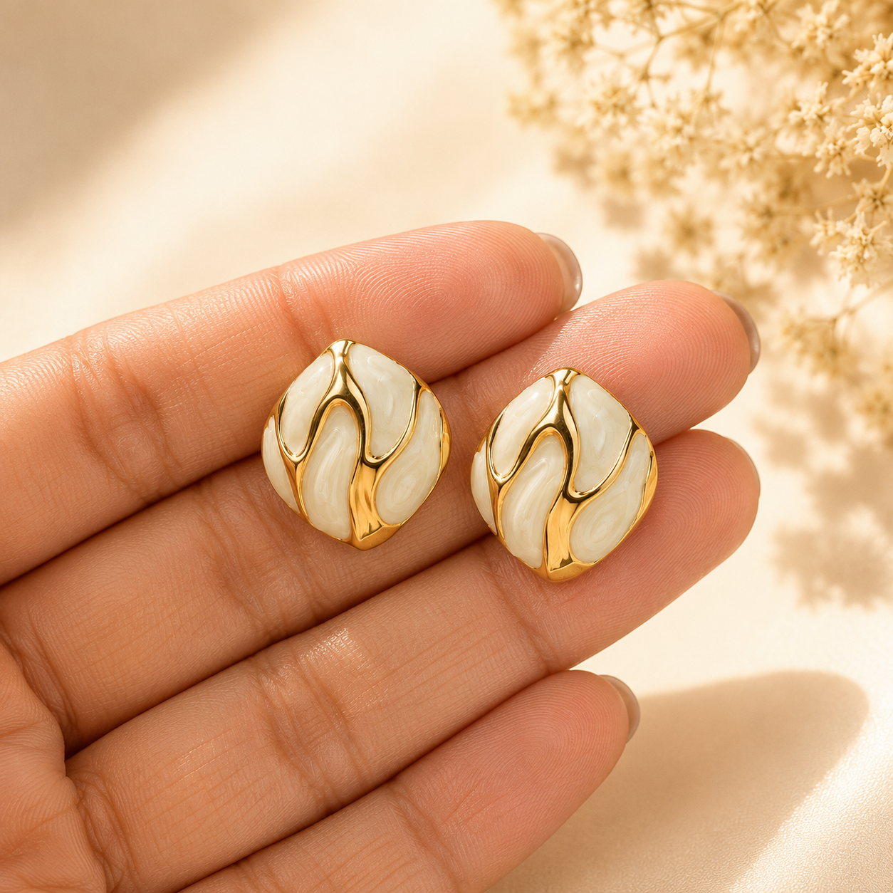 Zoya Marbled Gold Studs