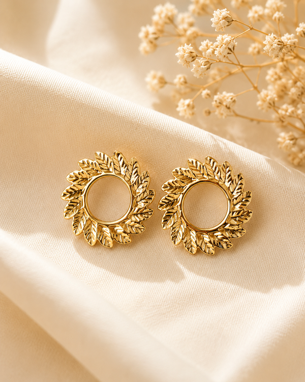 Laurel Gold Wreath Studs