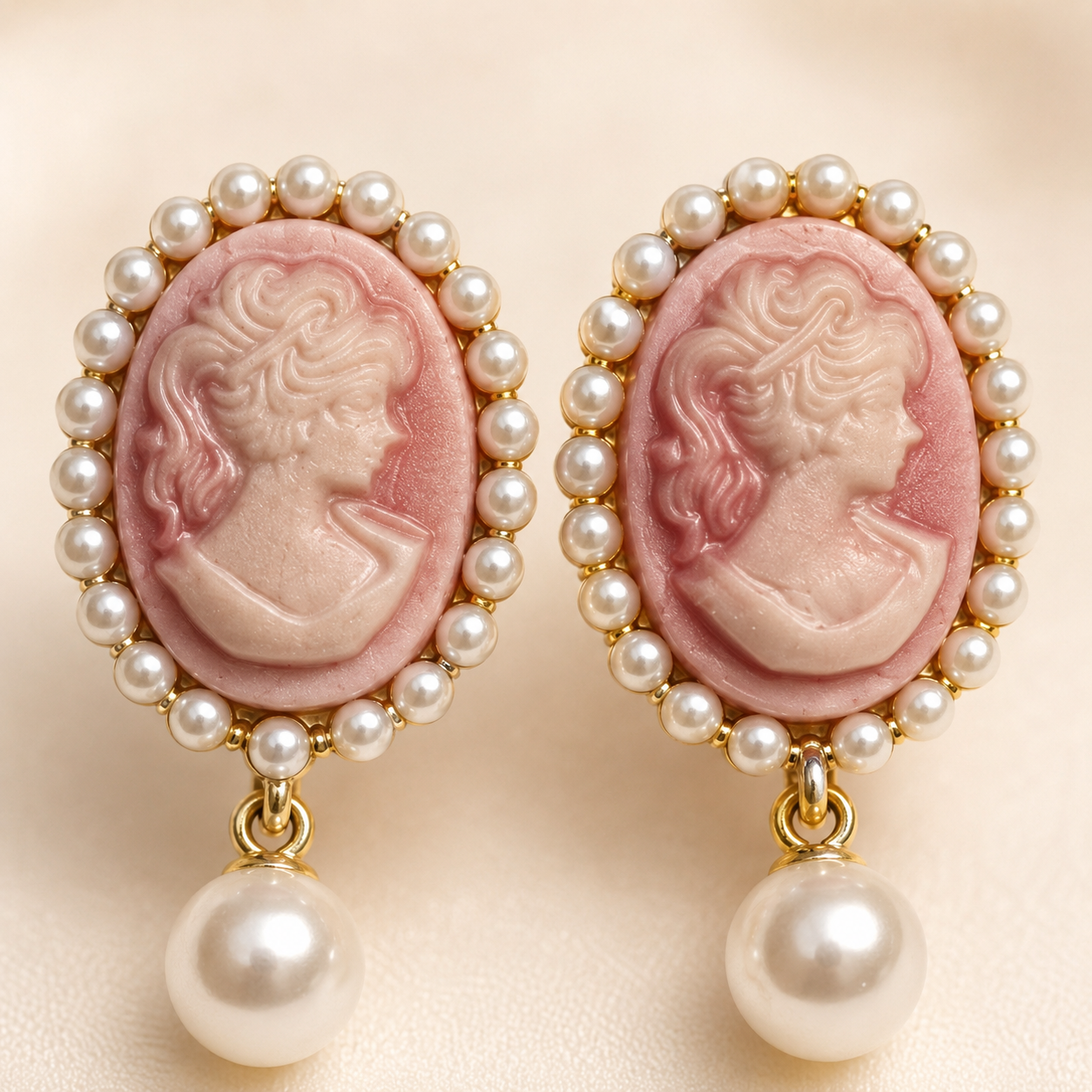Mila Cameo Pearl Drops
