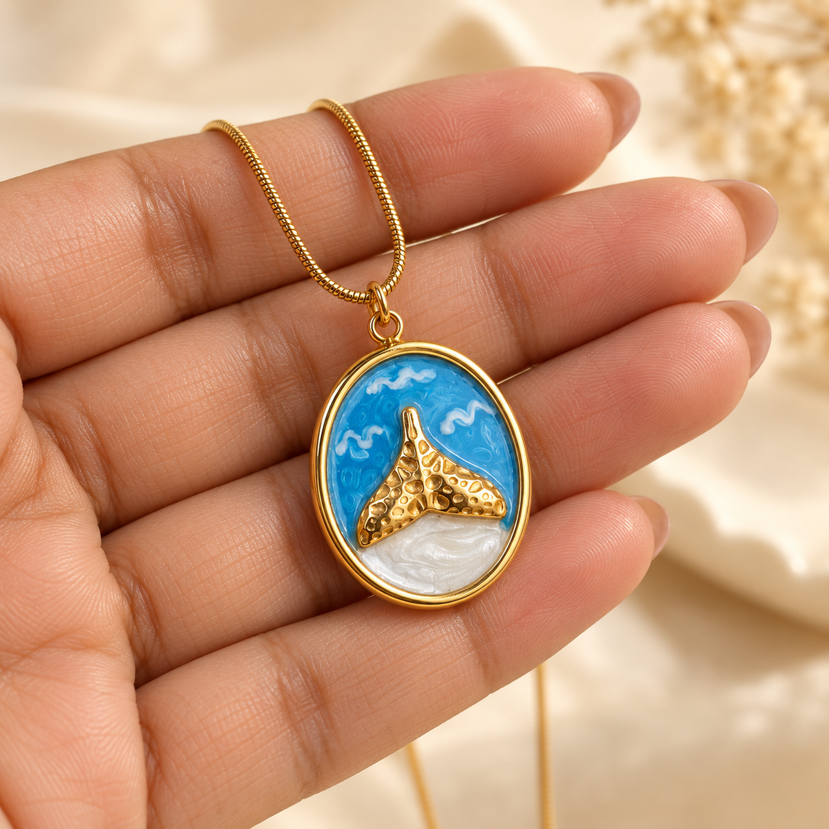 Aarini Ocean Tail Pendant