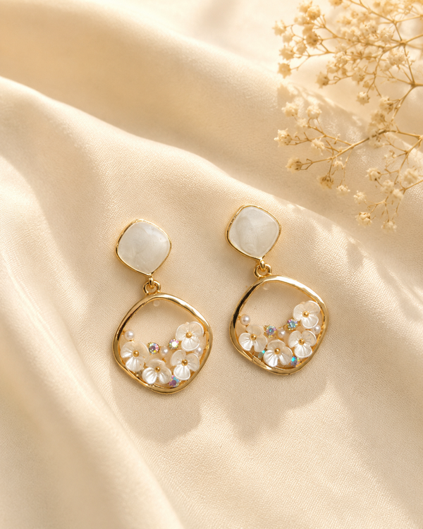 Suha Floral Locket Drops