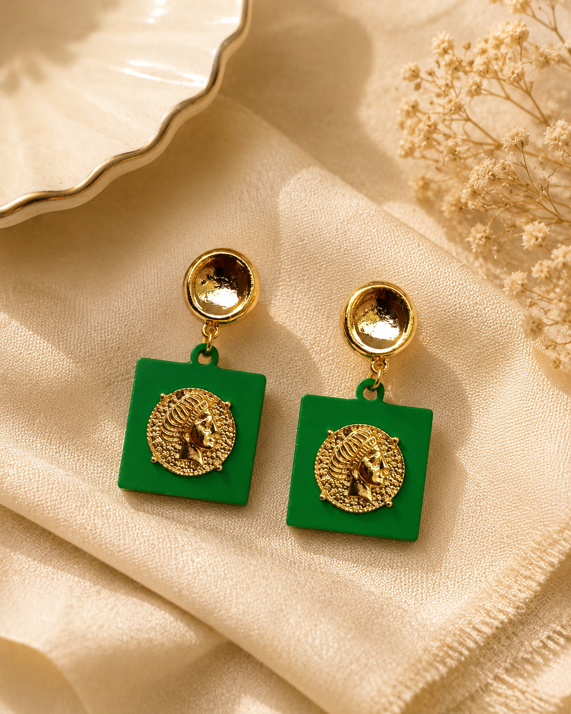 Alia Emerald Coin Drops