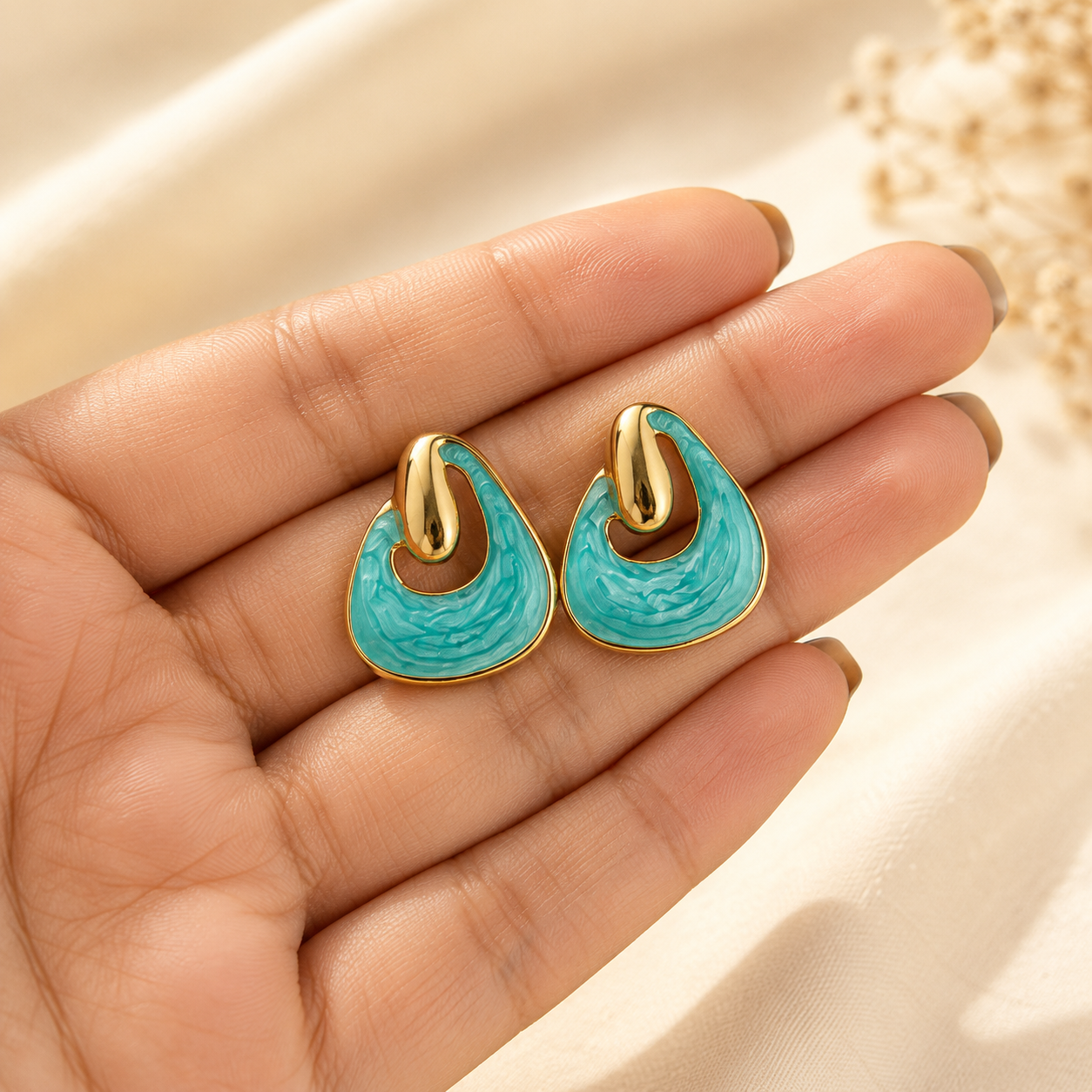 Nyla Enamel Knot Studs