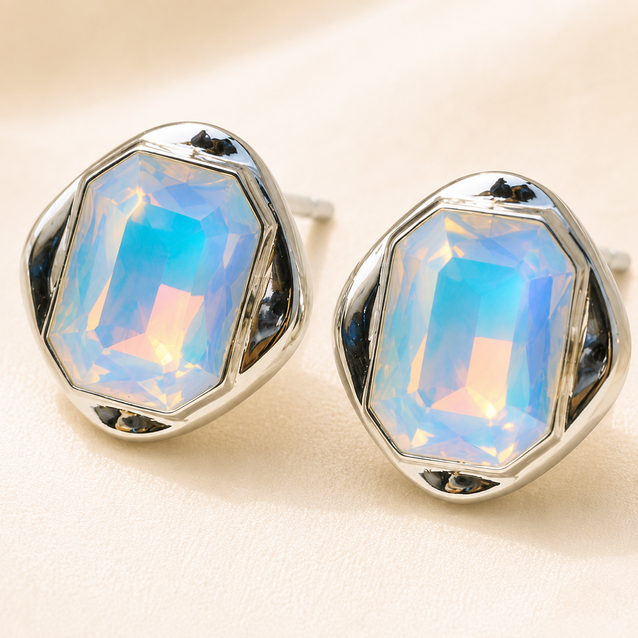 Aurelia Crystal Studs