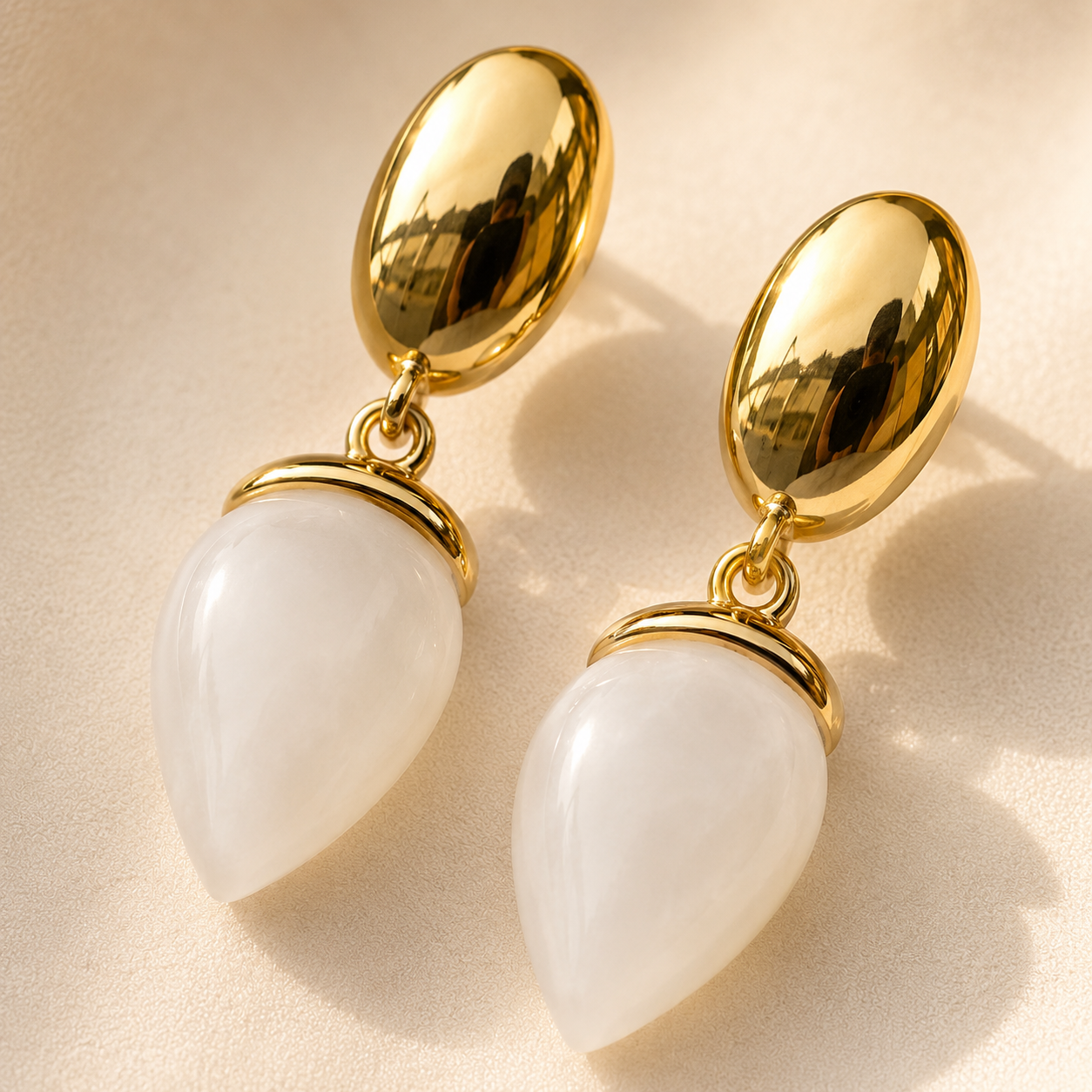 Liyana Teardrop Glow Drops