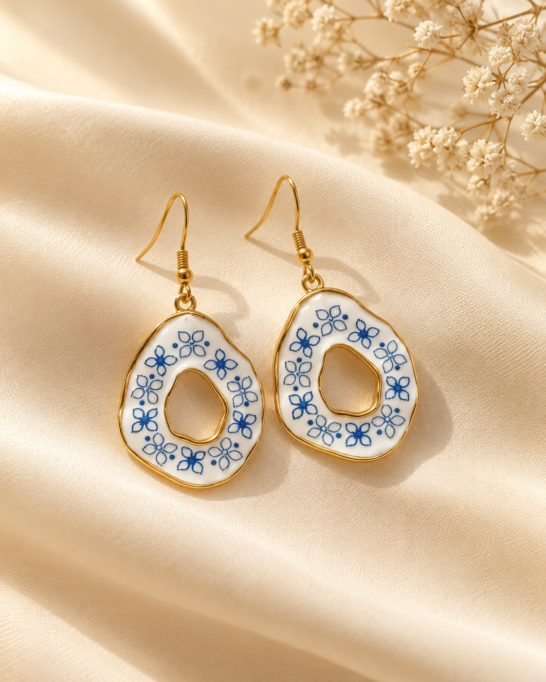 Pia Blue Blossom Porcelain Drops