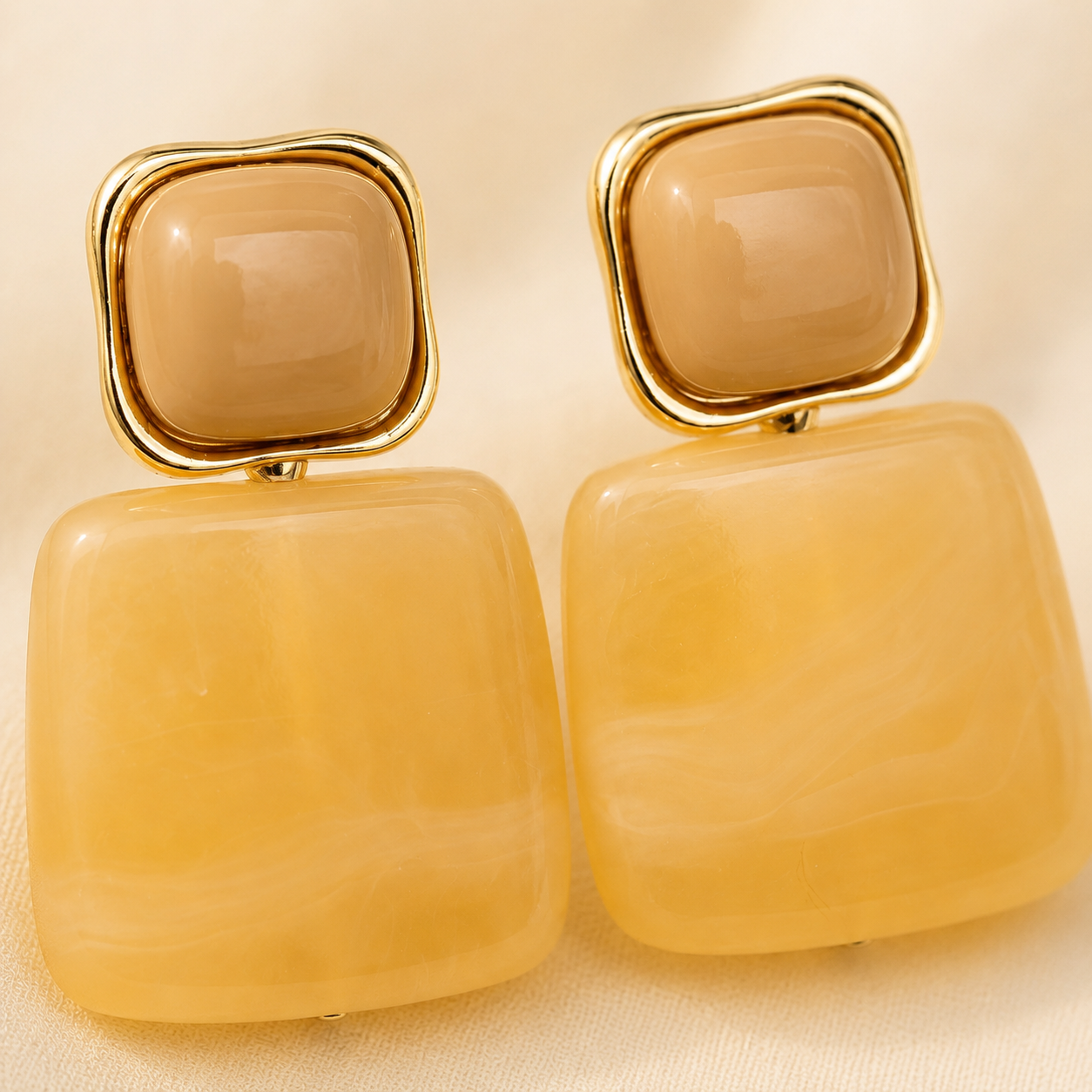 Neha Square Marble Drops