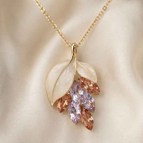 Mahira Gilded Leaf Pendant