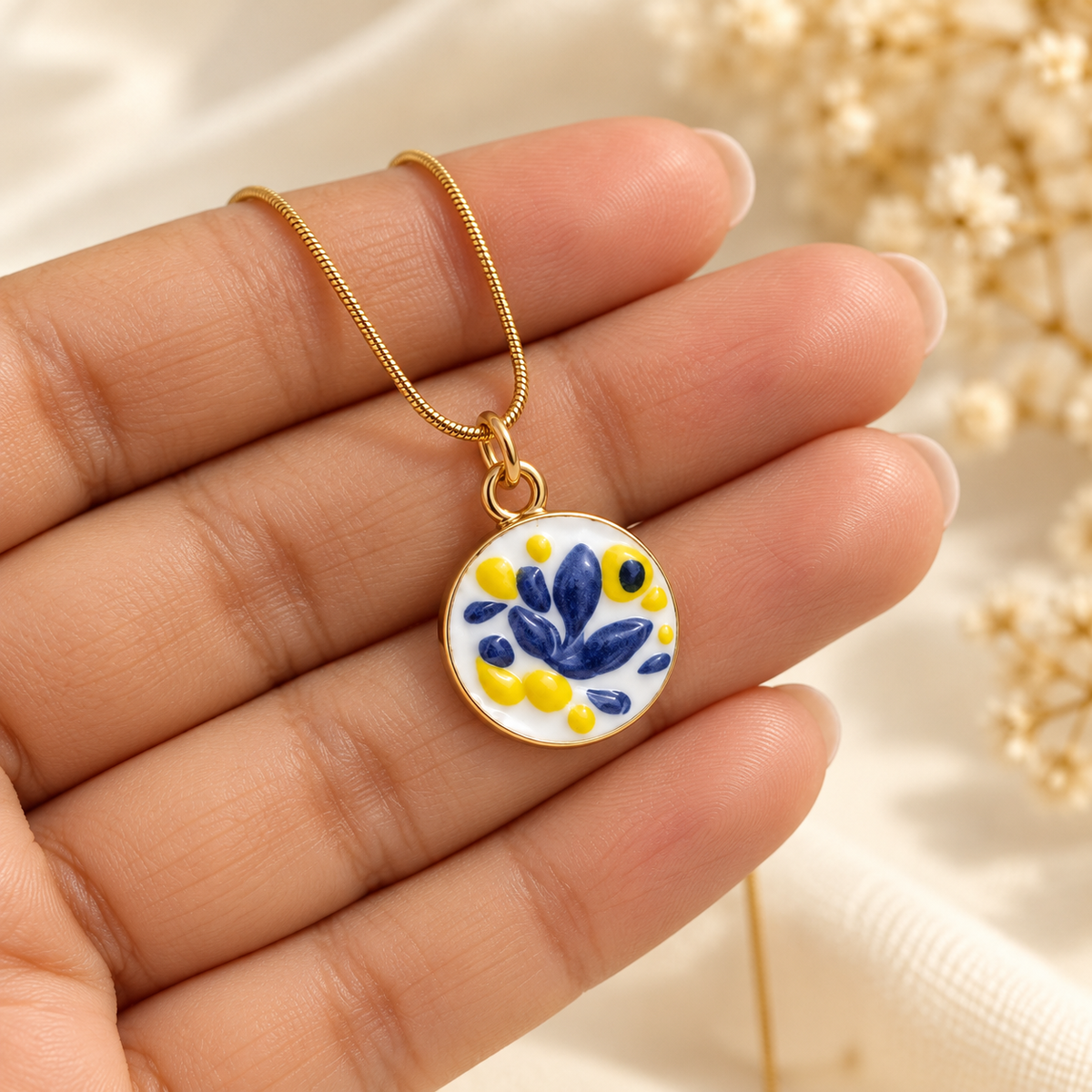 Ruhi Midnight Leaf Pendant