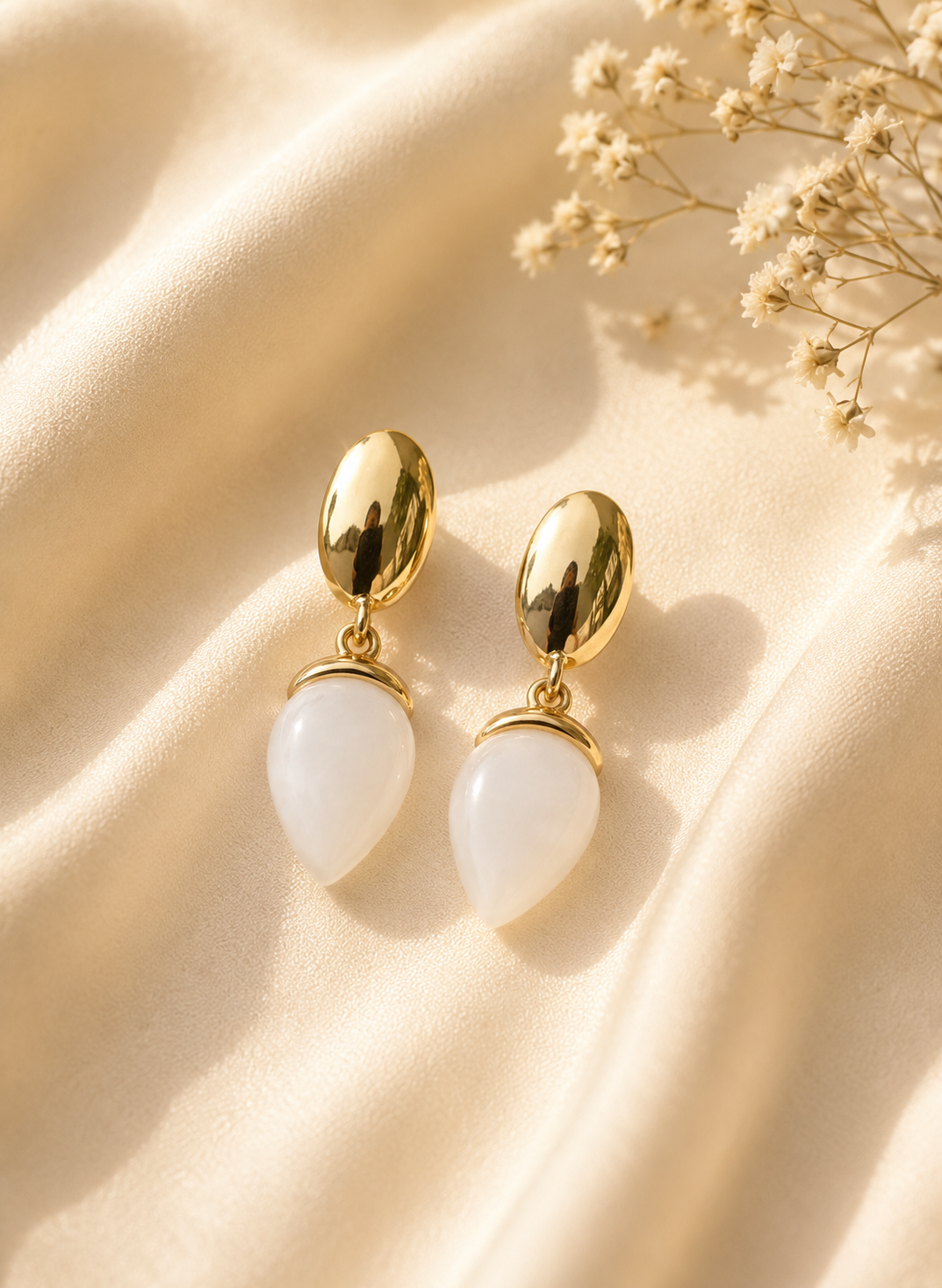 Liyana Teardrop Glow Drops